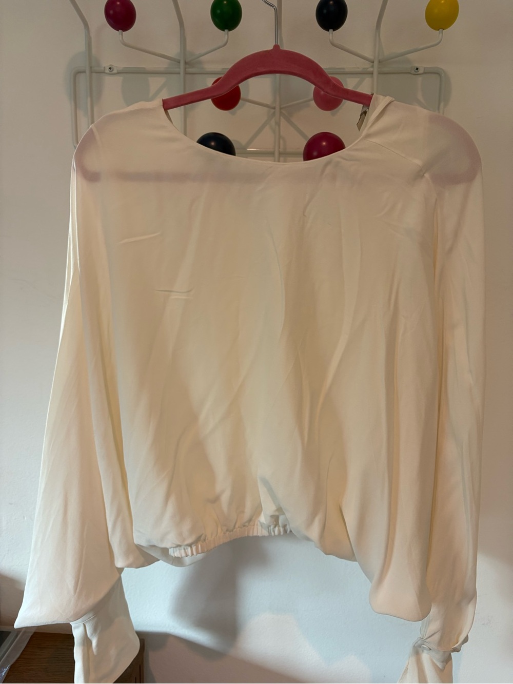Favorite Daughter Ivory Balloon Sleeve Blouse XS – Tie Cuffs
